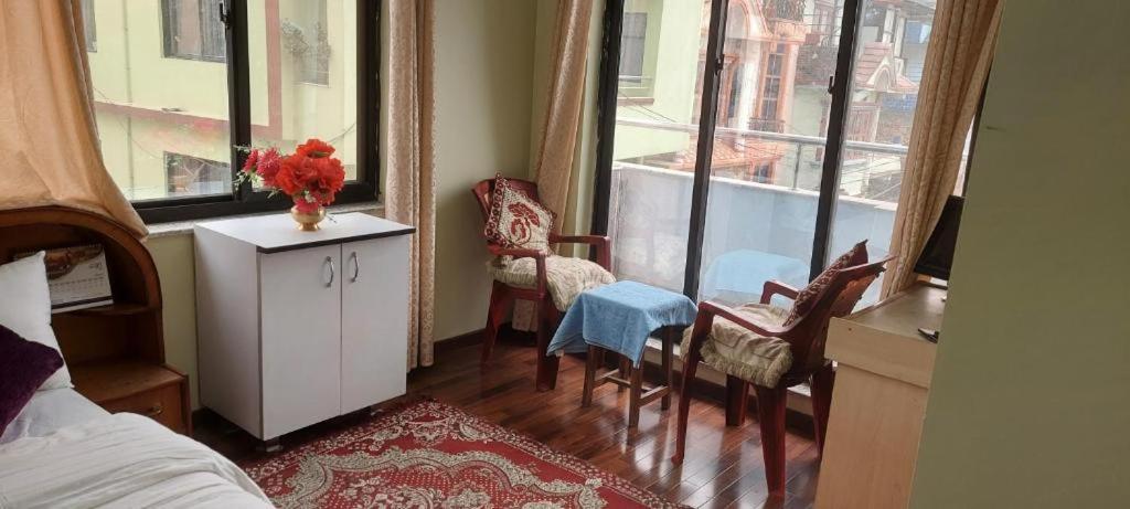 Kathmandu Airport View Hotel And Lodge Εξωτερικό φωτογραφία