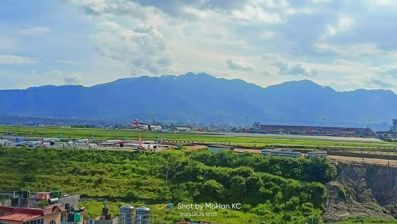 Kathmandu Airport View Hotel And Lodge Εξωτερικό φωτογραφία